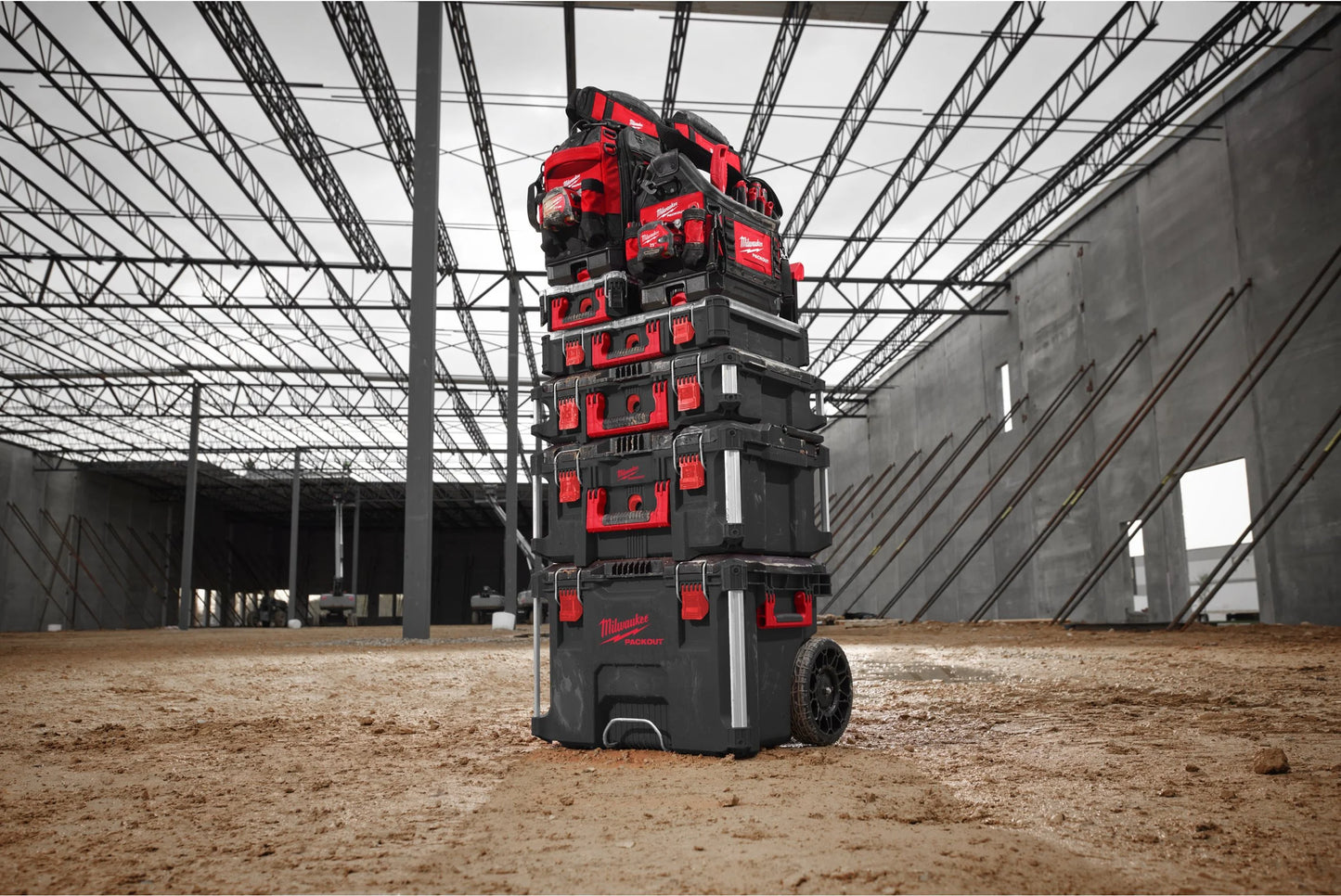 Caja de herramientas grande PACKOUT Milwaukee