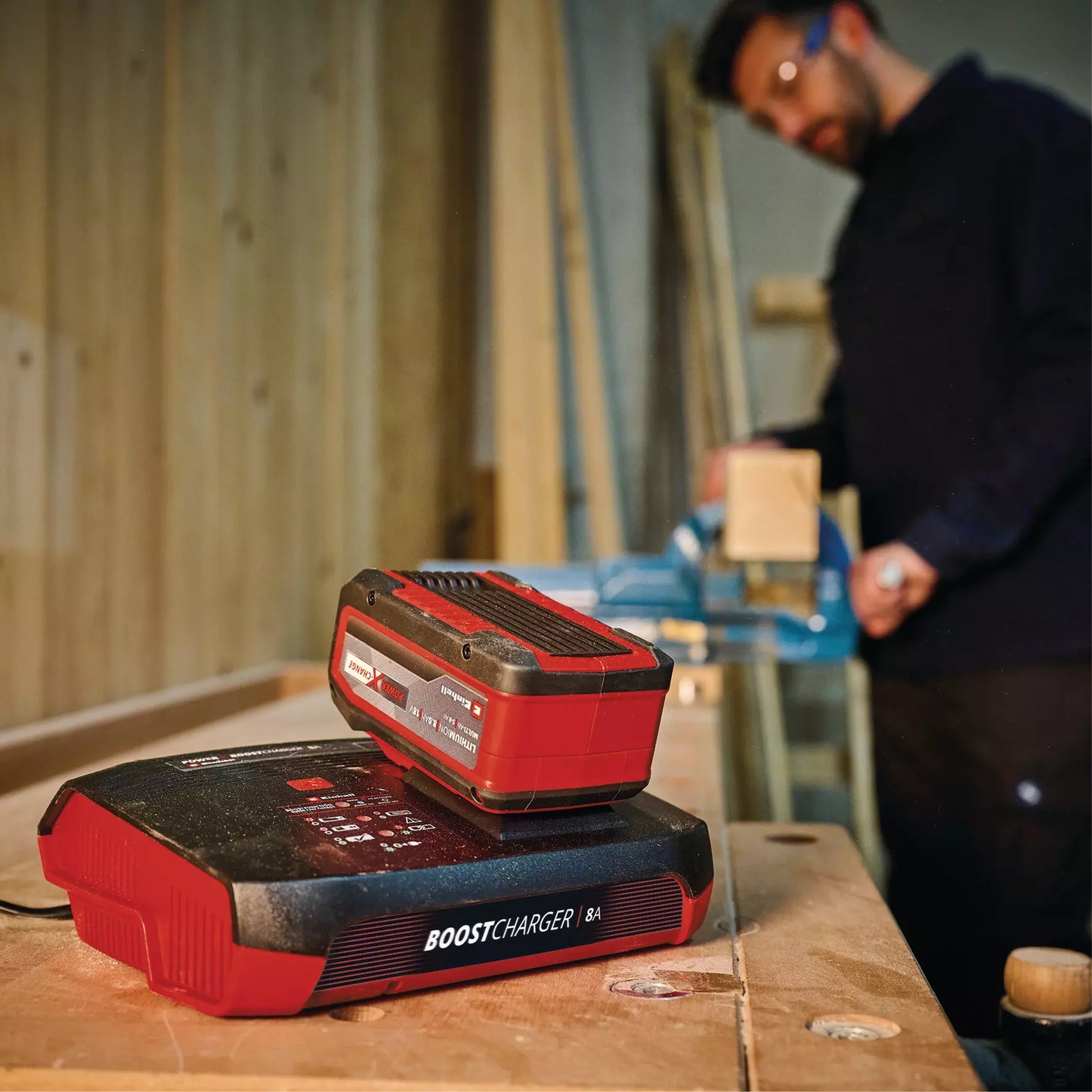 Netvoeding X-Boostcharger 8A Einhell 4512155