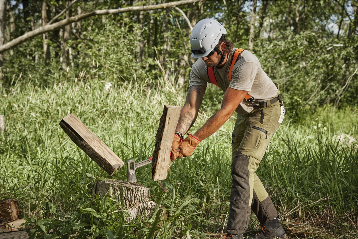 Hache en acier forgé 40cm Milwaukee