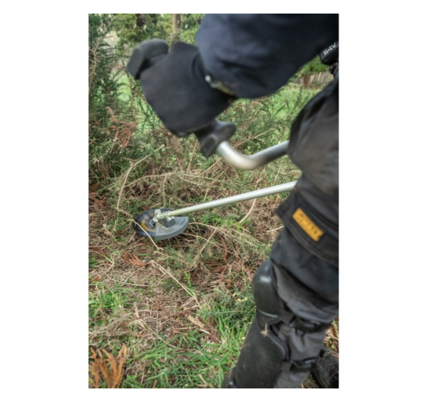 FLEXVOLT 54V 25 cm bosmaaier met U-handgreep Dewalt DCMBC723N