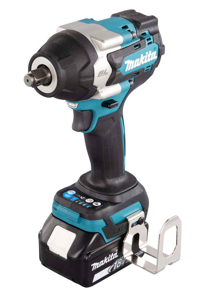 Makita DTW700RTJ 18V 1/2" LXT Impact Wrench 700 Nm with 2 x 5Ah Batteries + Charger + Carrying Case