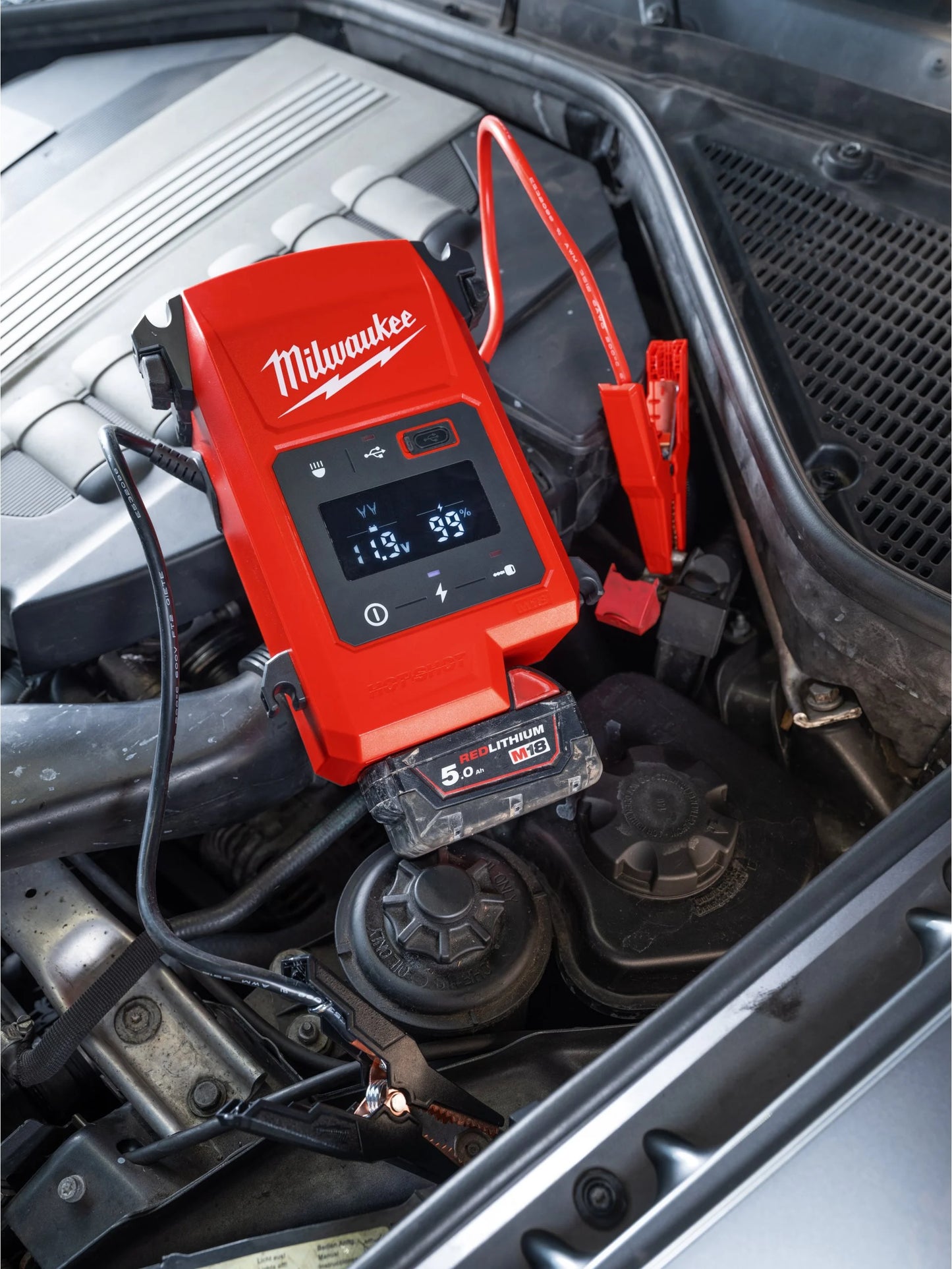 Démarreur de véhicule Milwaukee M18 2000A