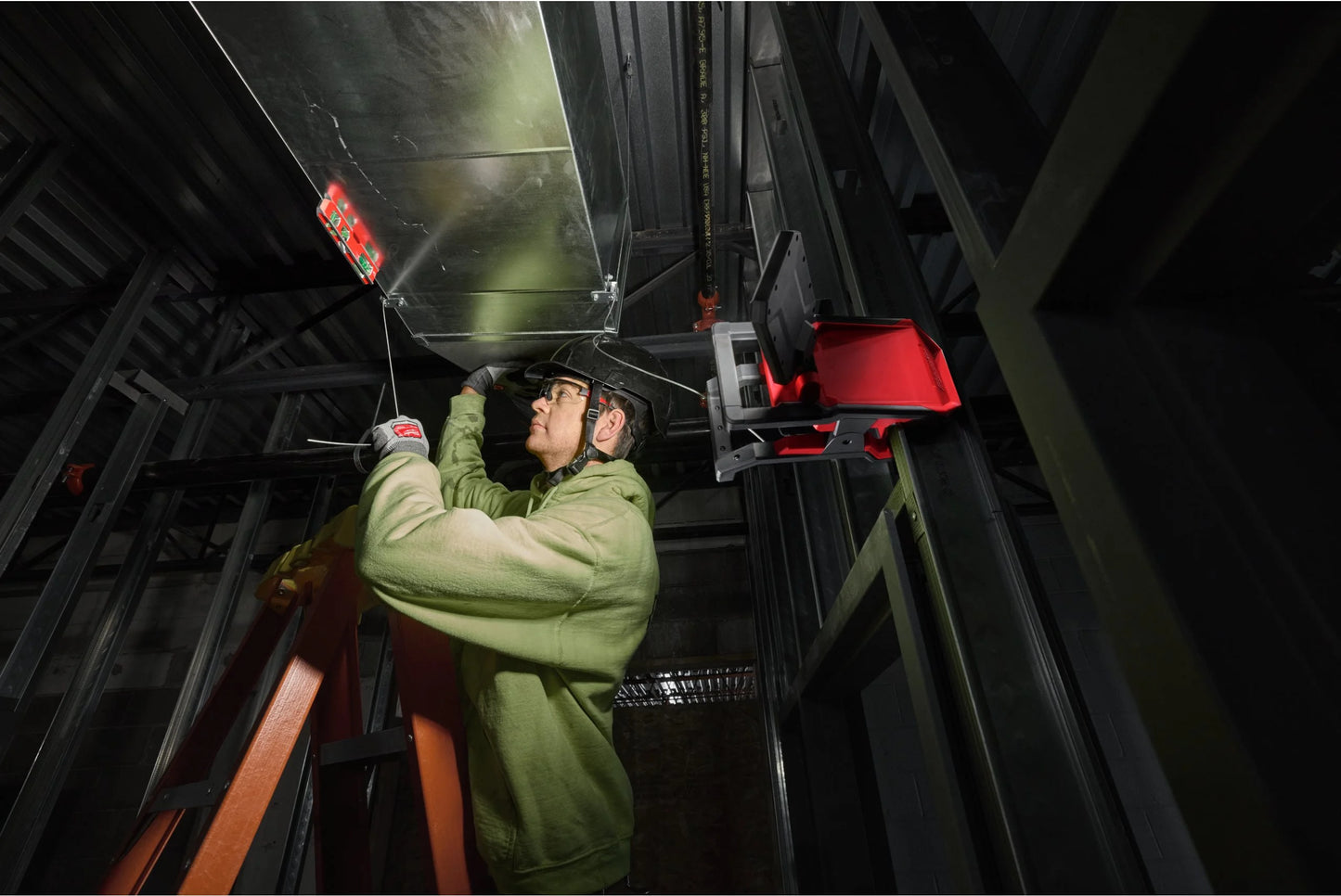 Projecteur de zone pivotant Milwaukee M18 PAL2-0