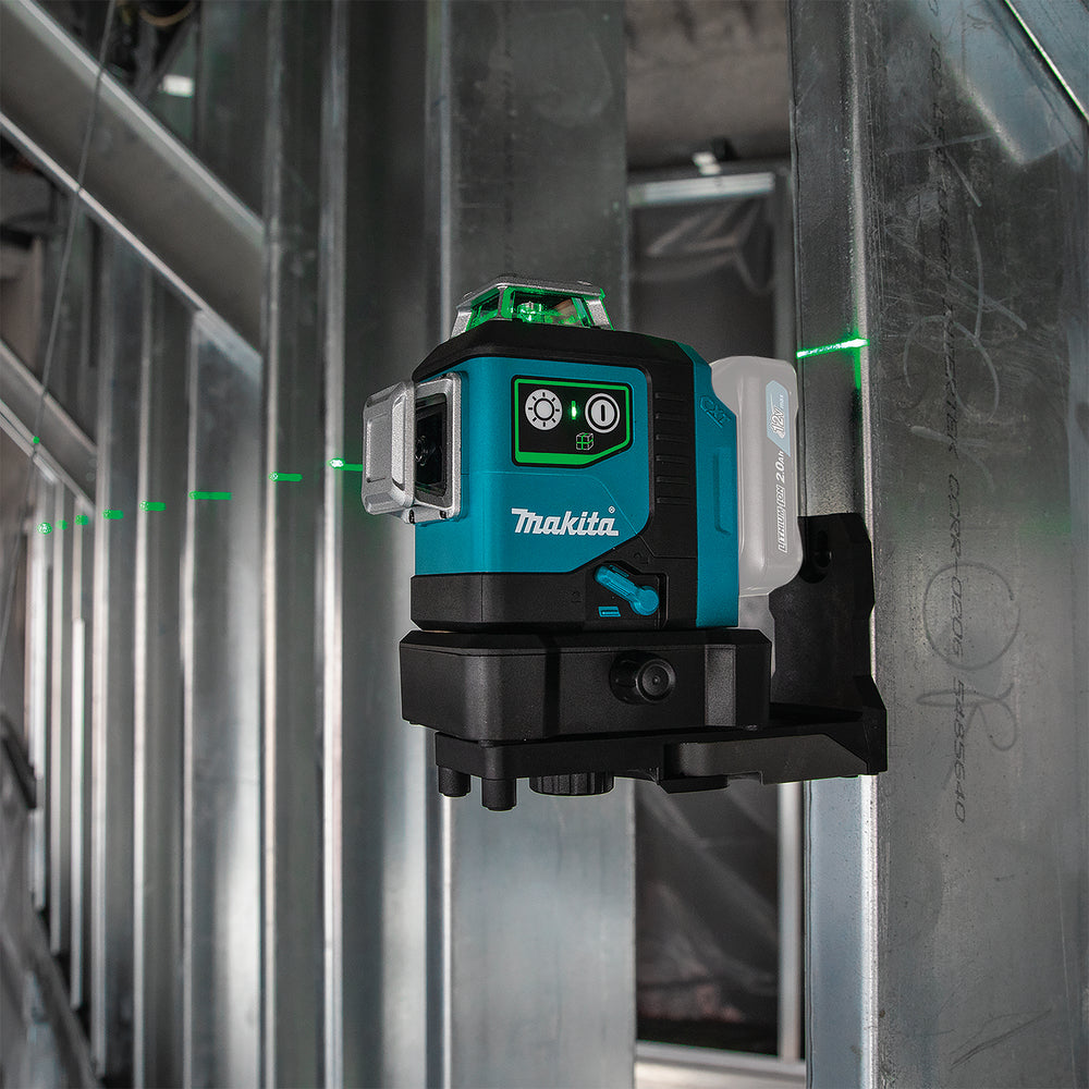 Makita SK700GD 360° 12V CXT Green 3-Line Laser Level