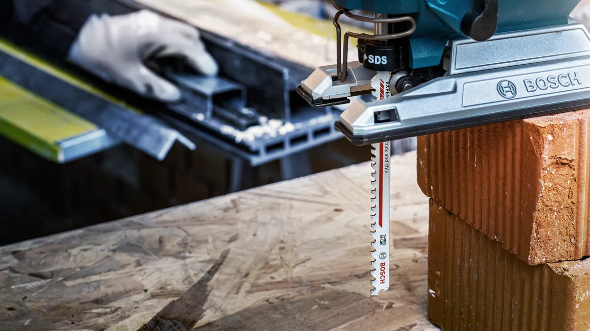 Expert Multi-Material-decoupeerzaagblad 132 mm T 367 XHM, 3 stuks, Bosch